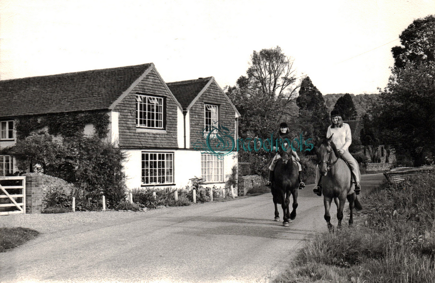 Glebe Cottage, old photos of Heyshott, Sussex - click image below to return