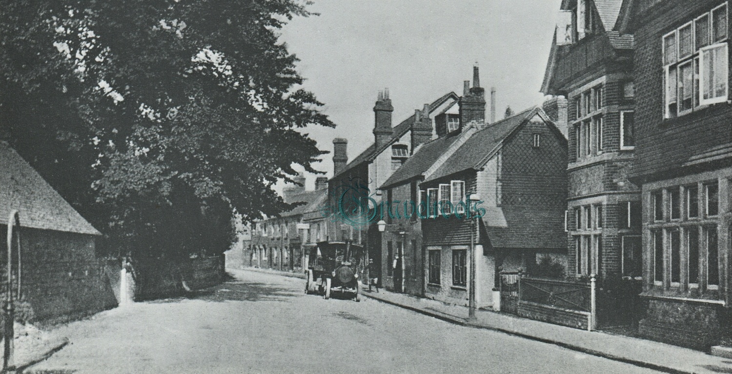  old photos of Station Road, Midhurst, Sussex - click image below to return
