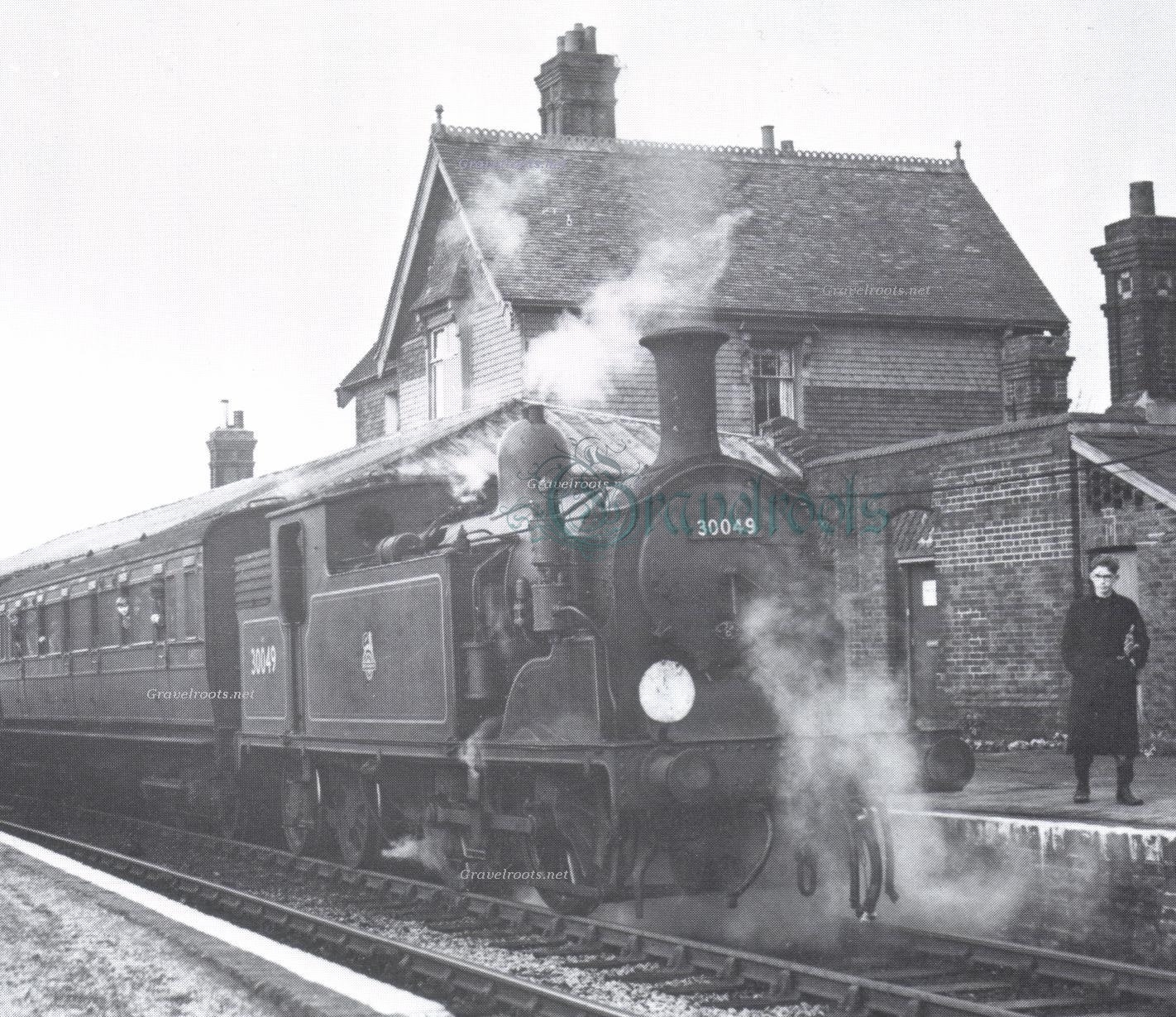 Midhurst Railway Station - click image to return