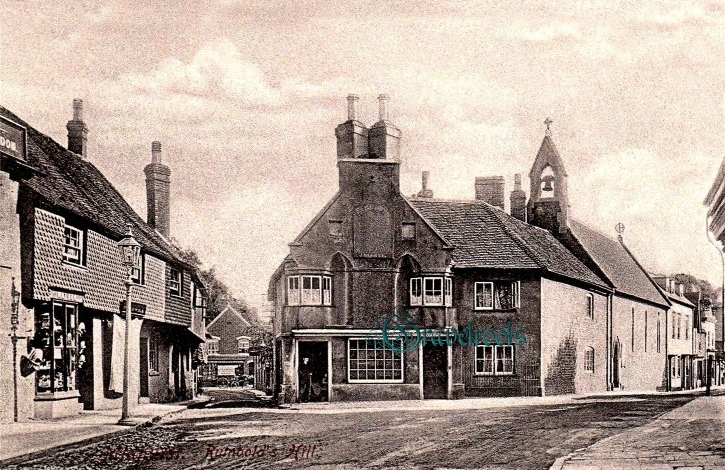 Wheatsheaf Pub and Wool Lane