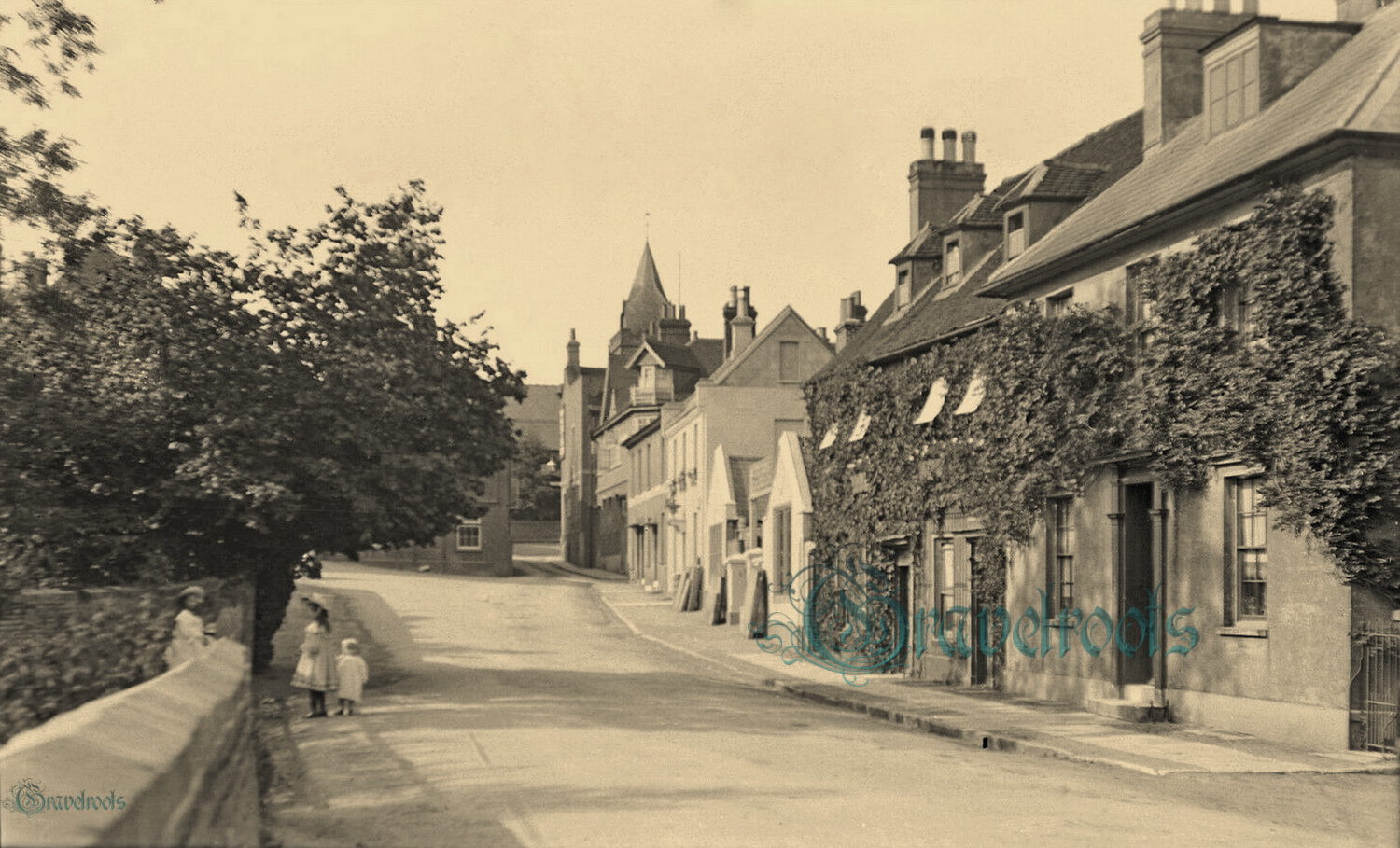 South Street, Midhurst - click image below to return to album