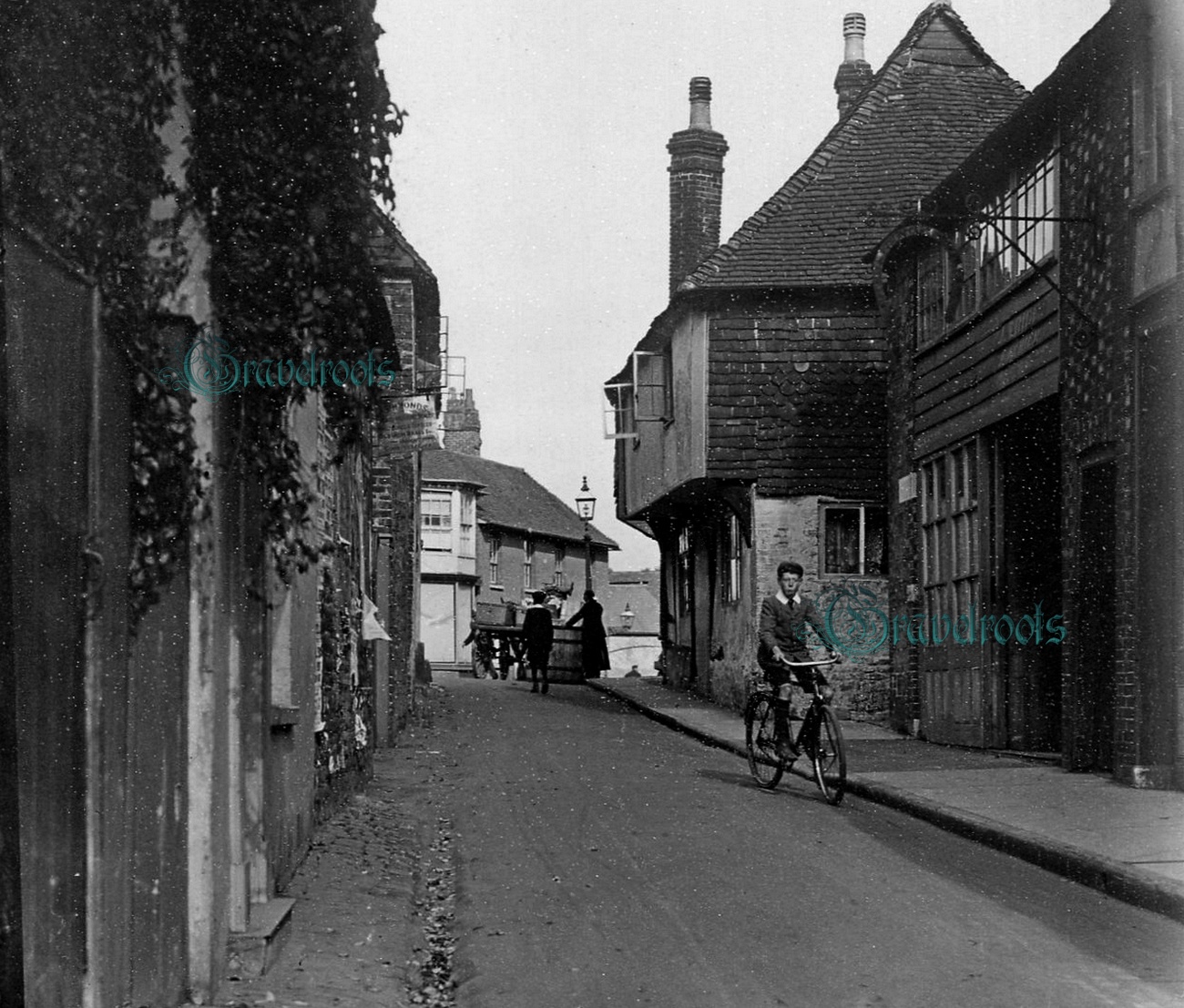Wool Lane, Midhurst, Sussex - click image below to return