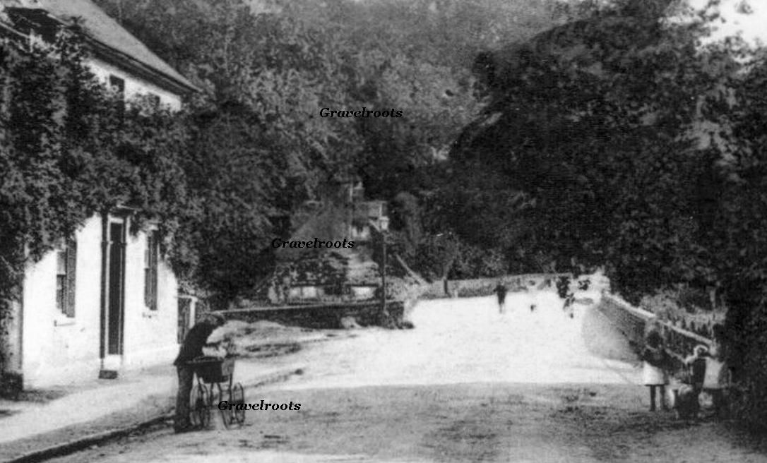 South Street, Midhurst, Sussex - click to return