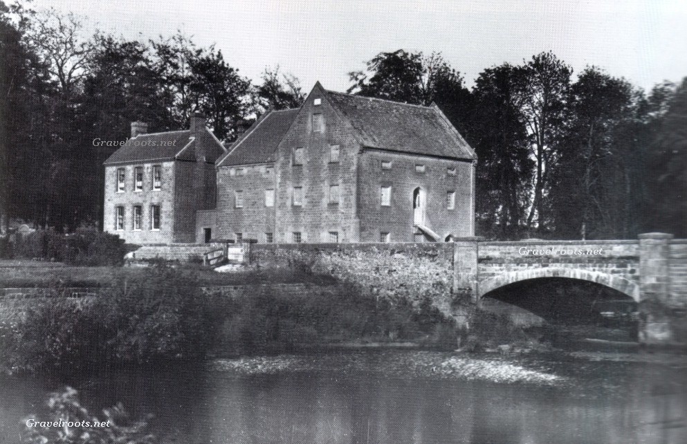  old photo of North Mill, Midhurst, Sussex - click image below to return