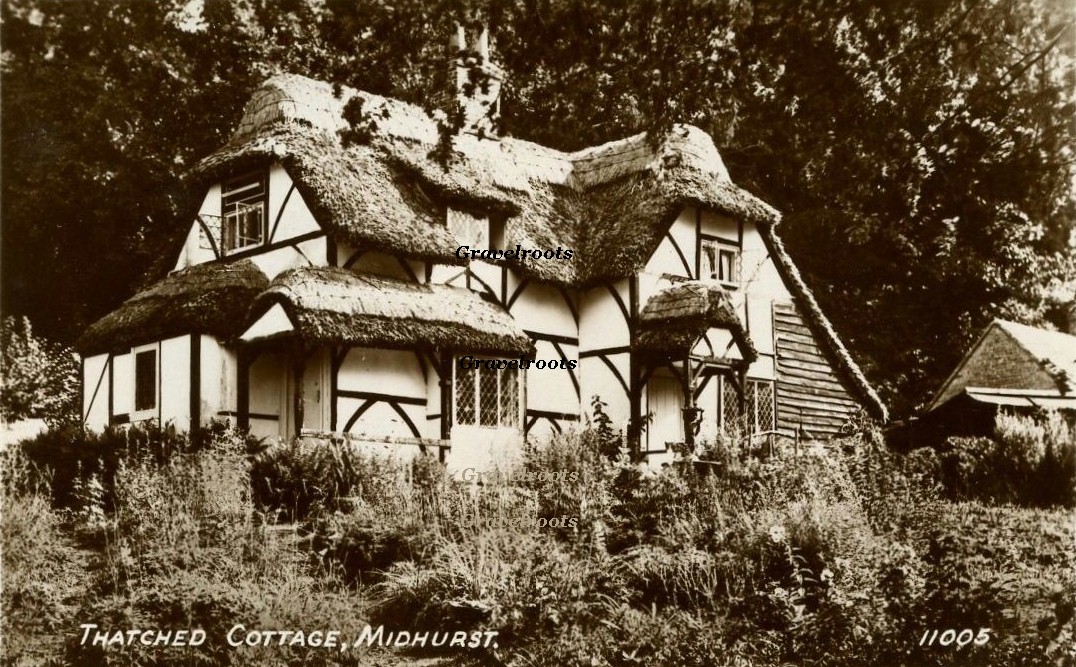 Old Cowdray Cottage, Midhurst, Sussex - scroll down