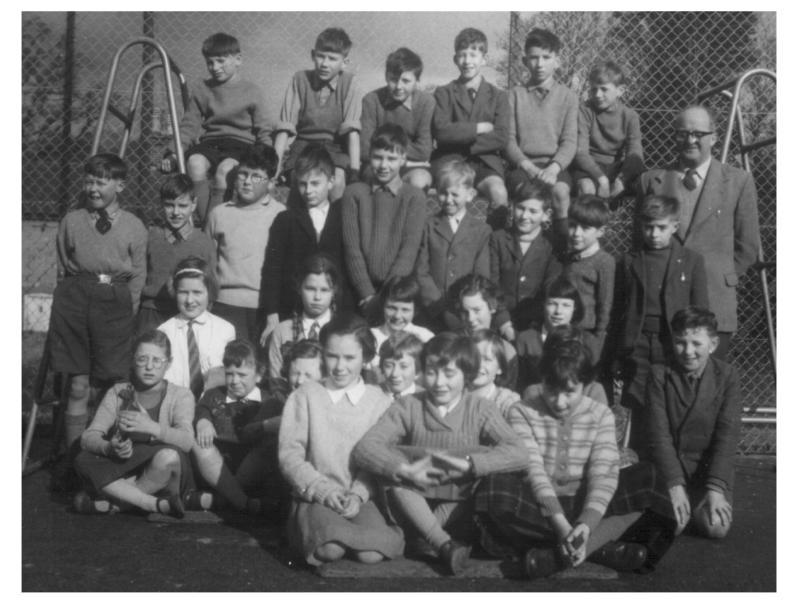 Midhurst Primary School, Sussex - click to return