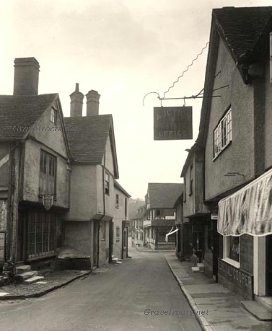 Red Lion Street, Midhurst click image to return