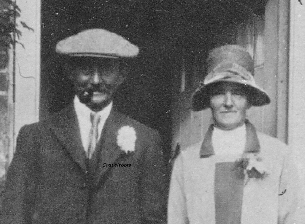 William and Rose at cottage in Cylinders Lane, Fisher Street, click image to return