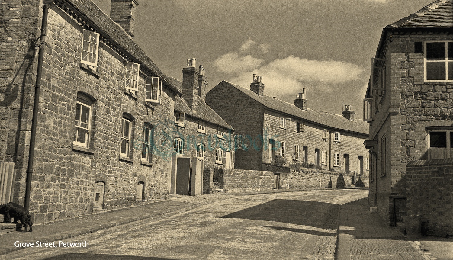 old photos of High Street, Petworth, Sussex - click image below to return
