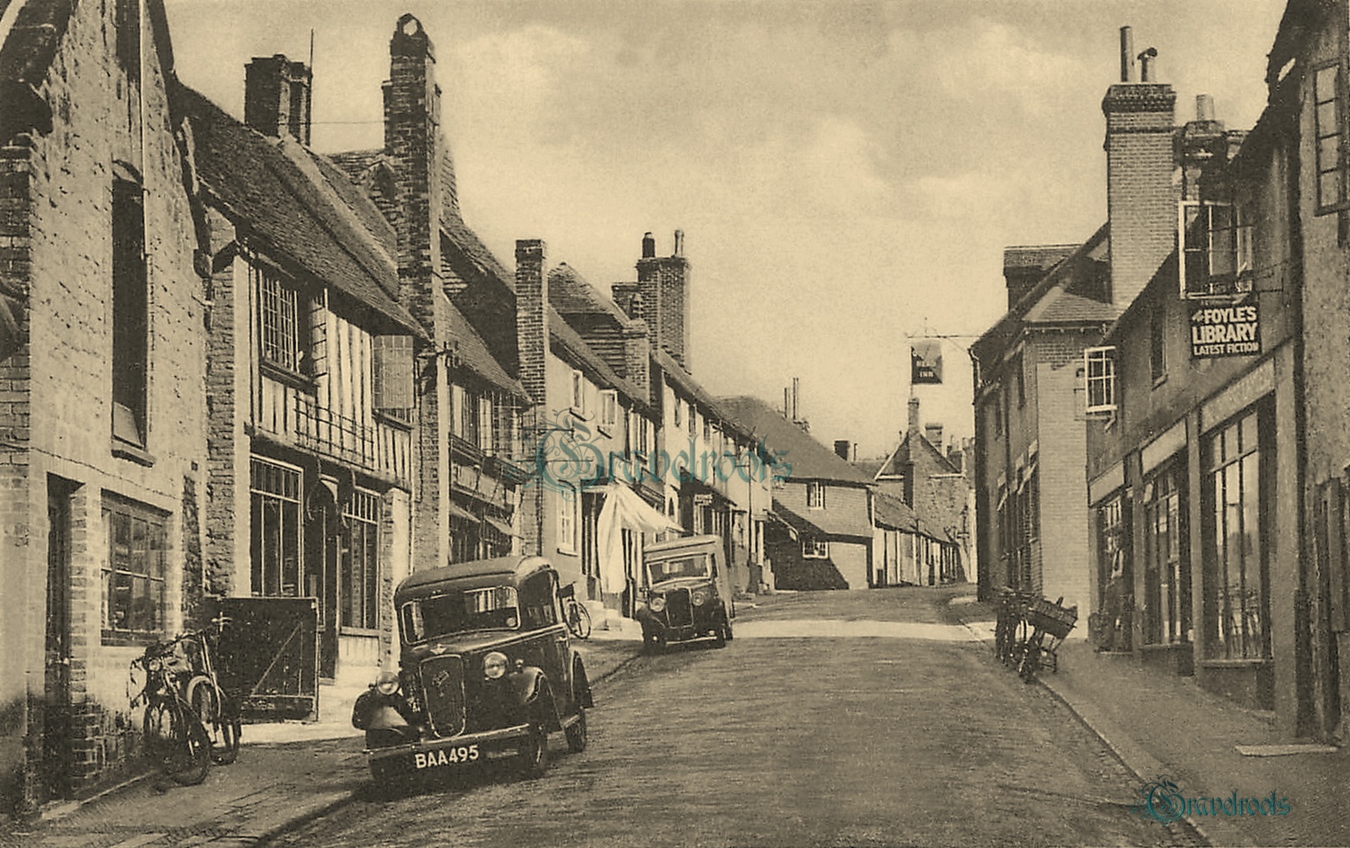  old photos of High Street, Petworth, Sussex - click image below to return