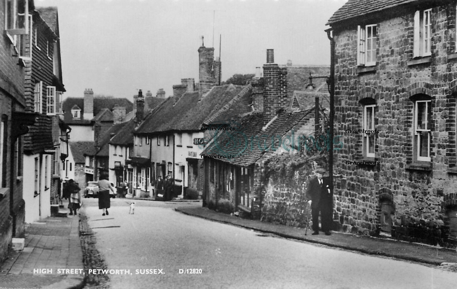 Old photos of Petworth High Street, Sussex - click image to return