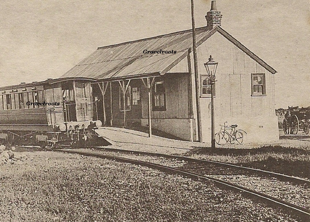 Selsey Station, Sussex click image to return