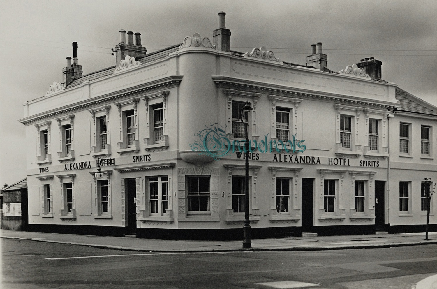  old photos of Alexandra Pub, Worthing, Sussex - click image below to return