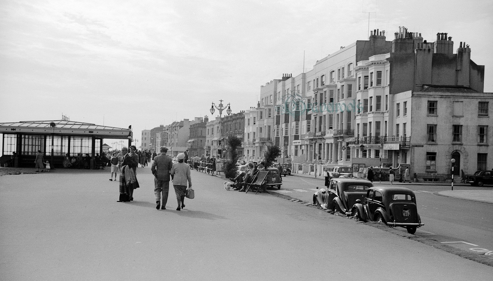  old photos of Worthing, Sussex - click image below to return