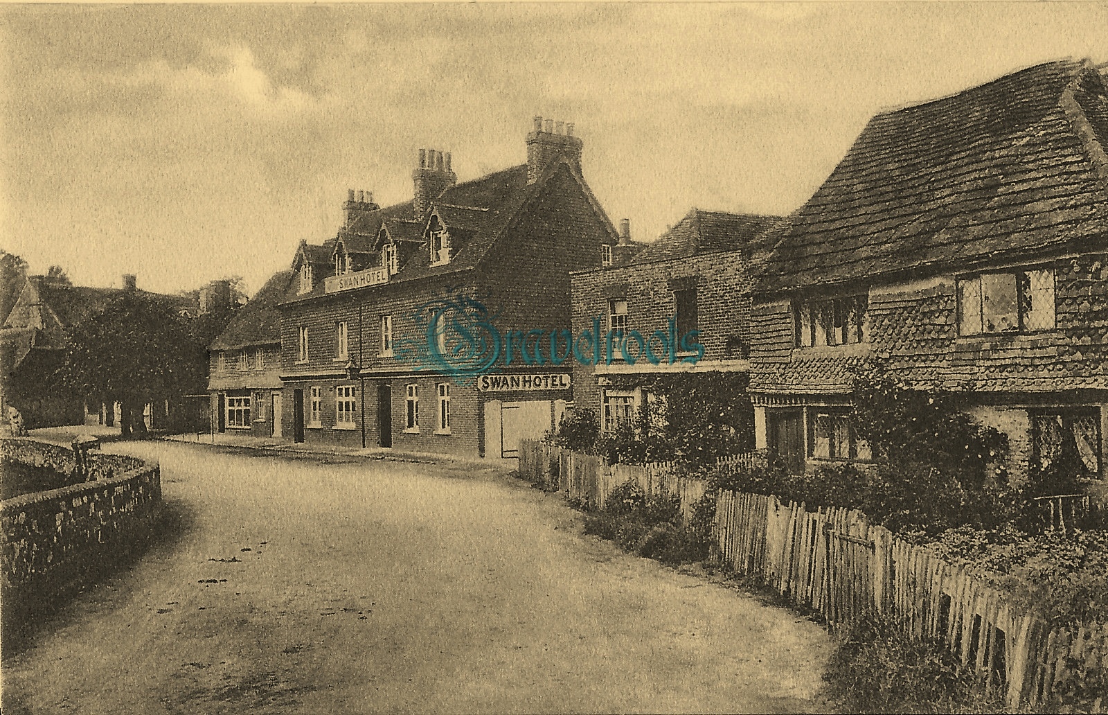  old photos of Swan Hotel, Chiddingfold, Surrey - click image below to return