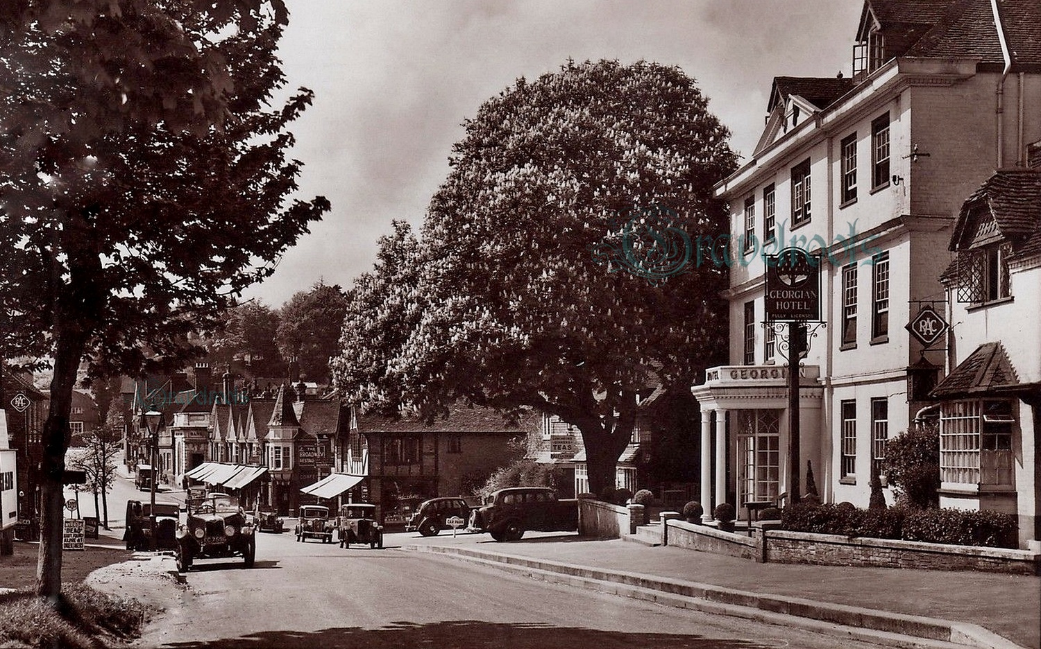 old photo of High street, Haslemere, Surrey - click image to return