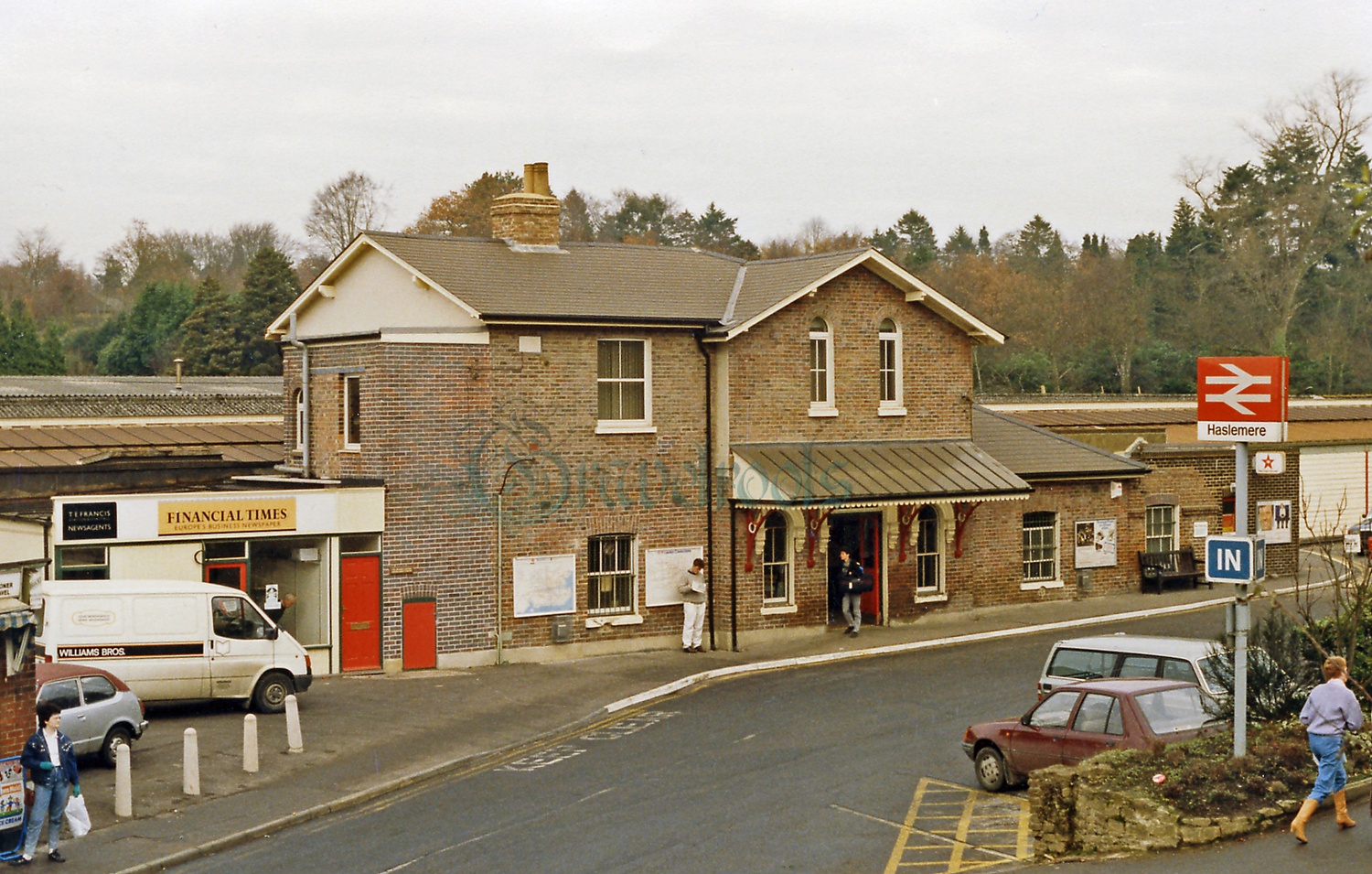  old photo of Haslemere Station, Surrey - click image below to return