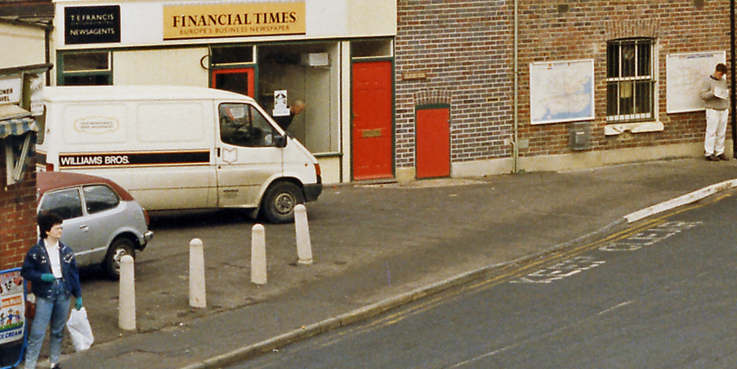  old photo of Haslemere Station, Surrey - click image below to return