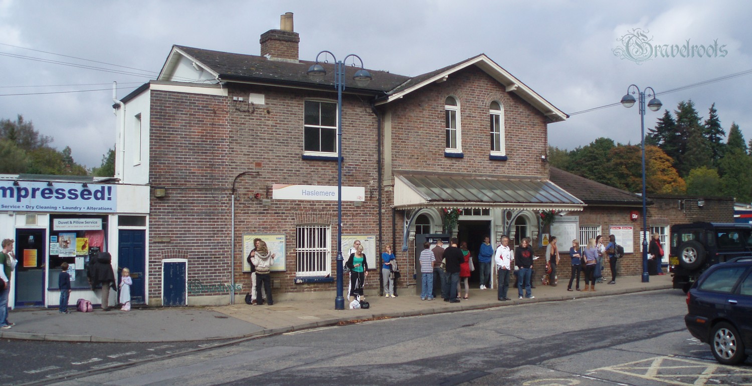  old photo of Haslemere Station, Surrey - click image to return