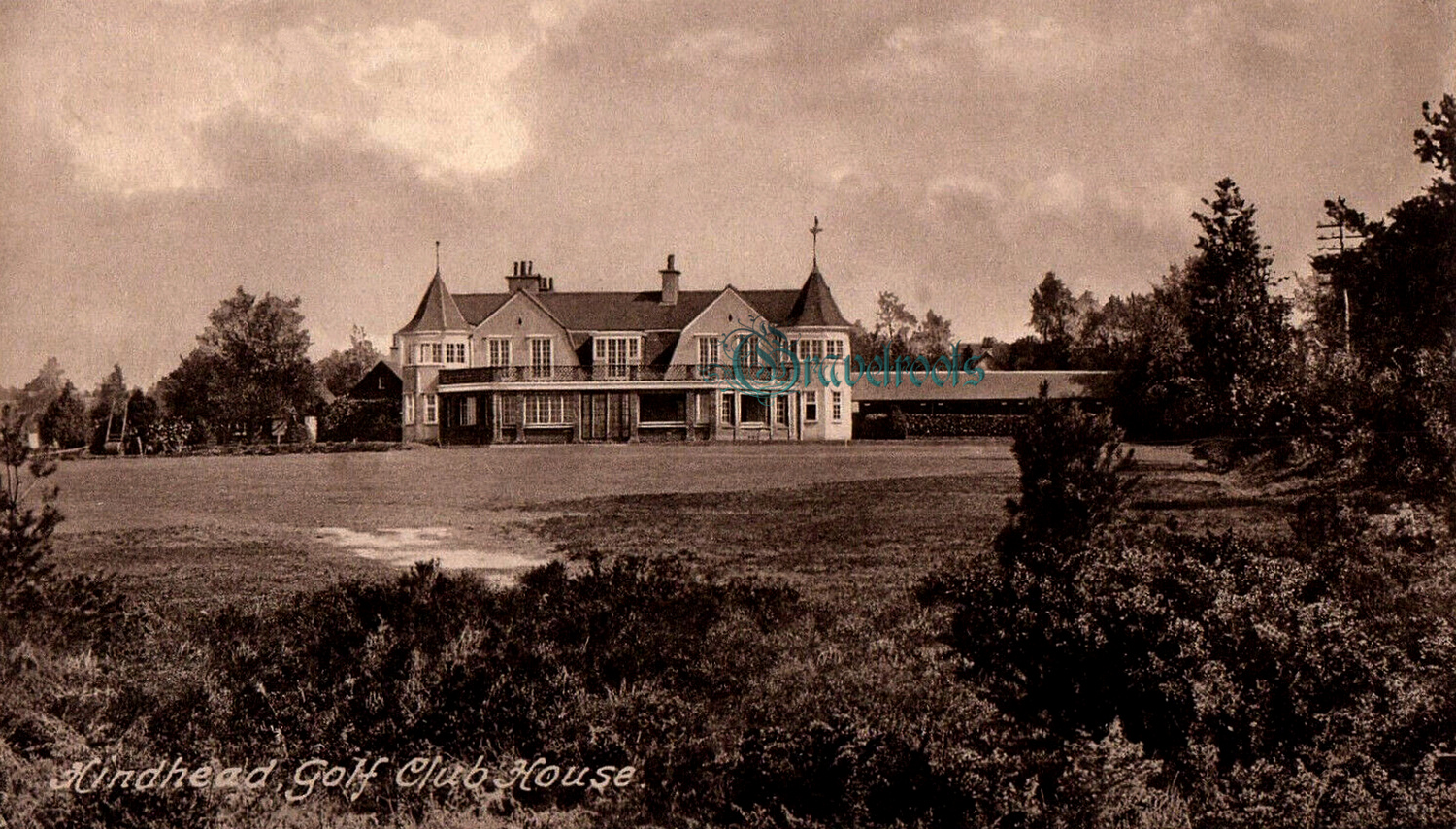  old photo of Hindhead Golf Clubhouse, Surrey - click image to return