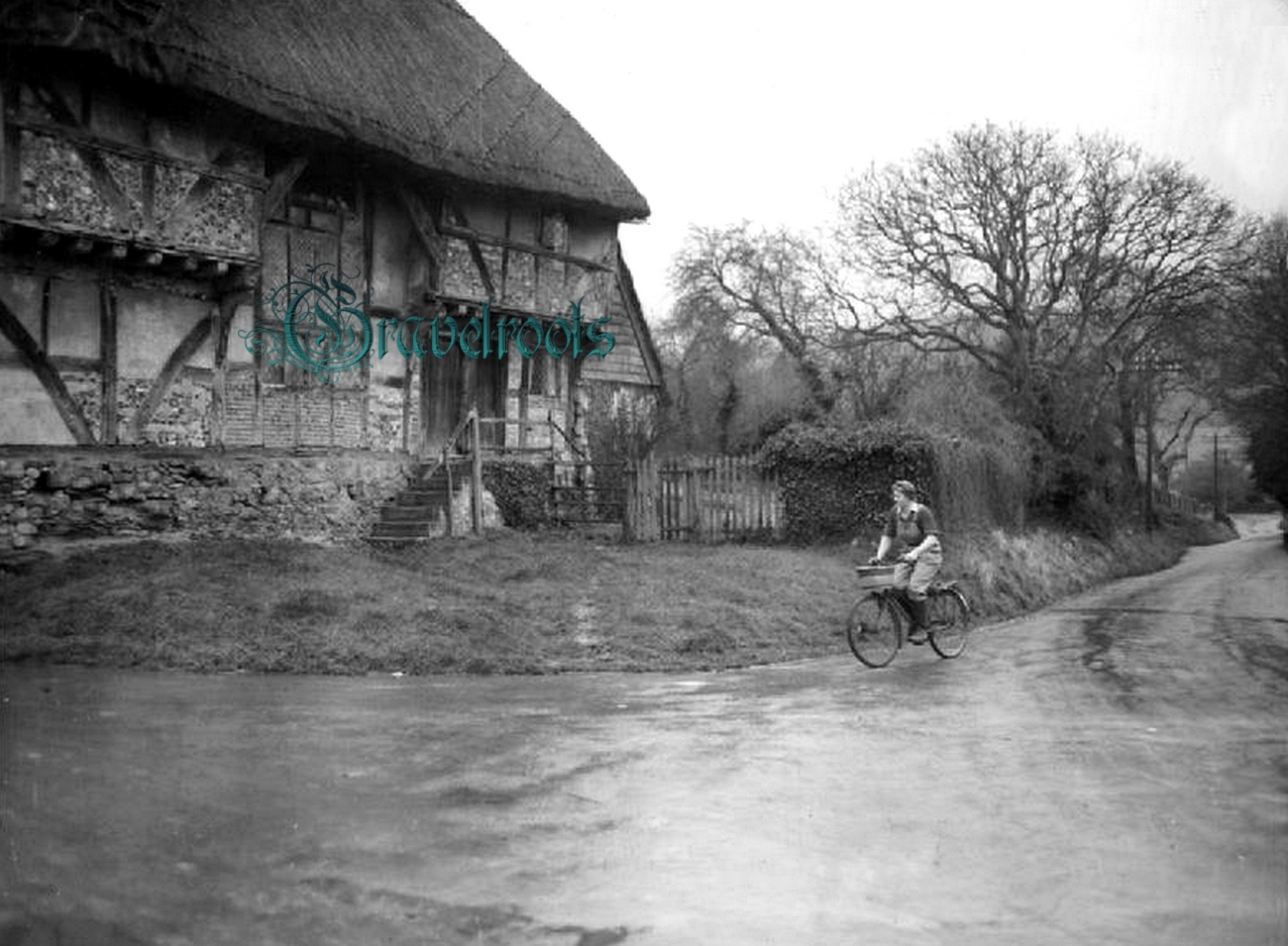 old photos of Sutton, Sussex - click image below to return