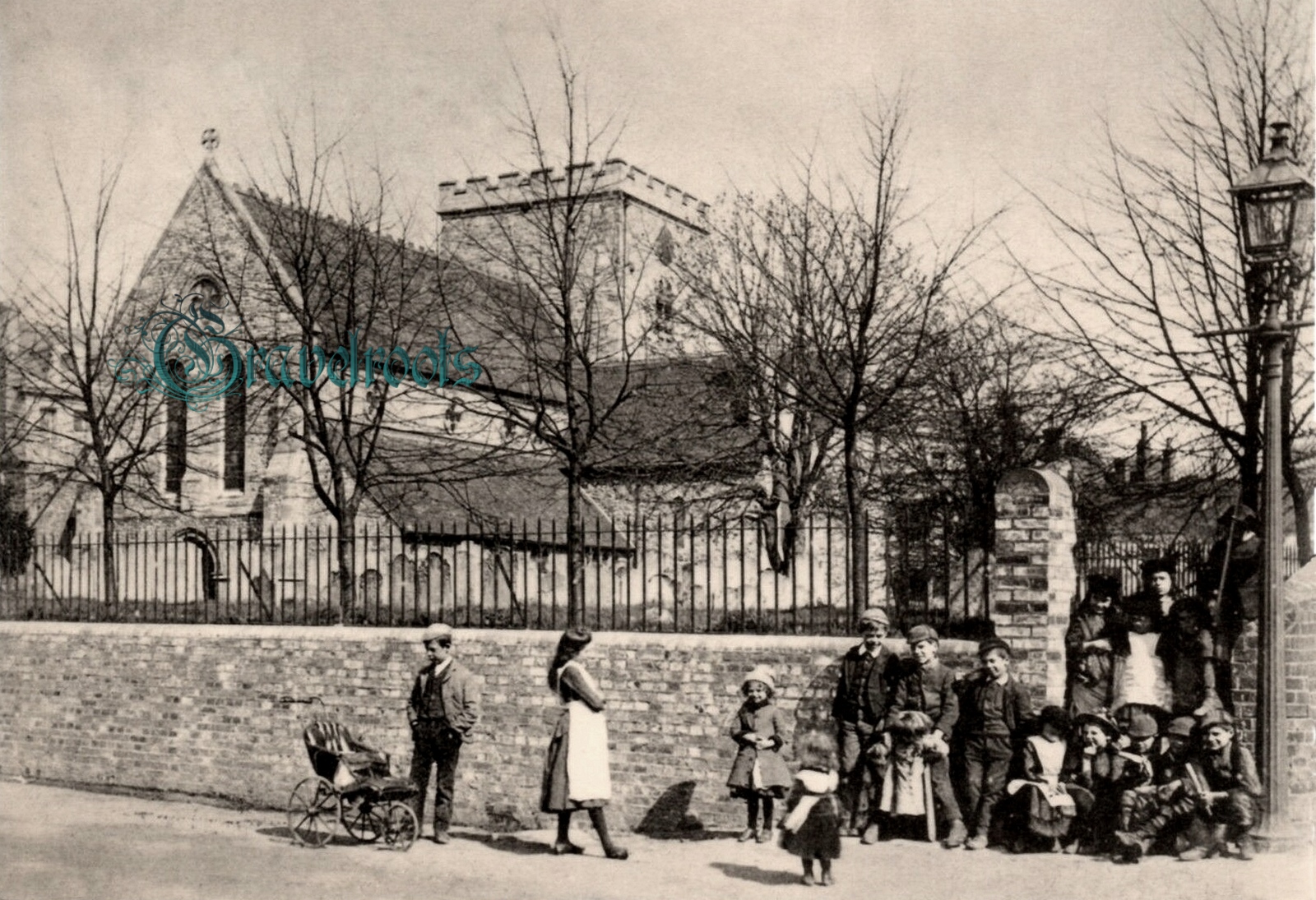 Old photo<br> of a Church, possibly Havant, Hampshire, England - click image to return