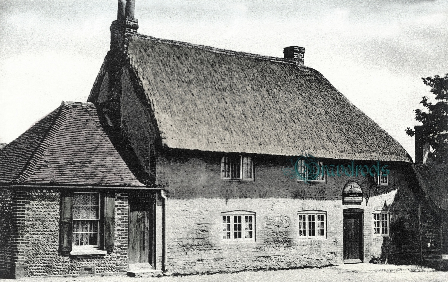 old photo of Dog & Duck pub, Wittering, Sussex - click image to return