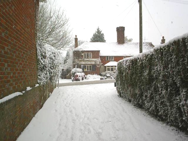 Photo: John Keet
06 April 2008