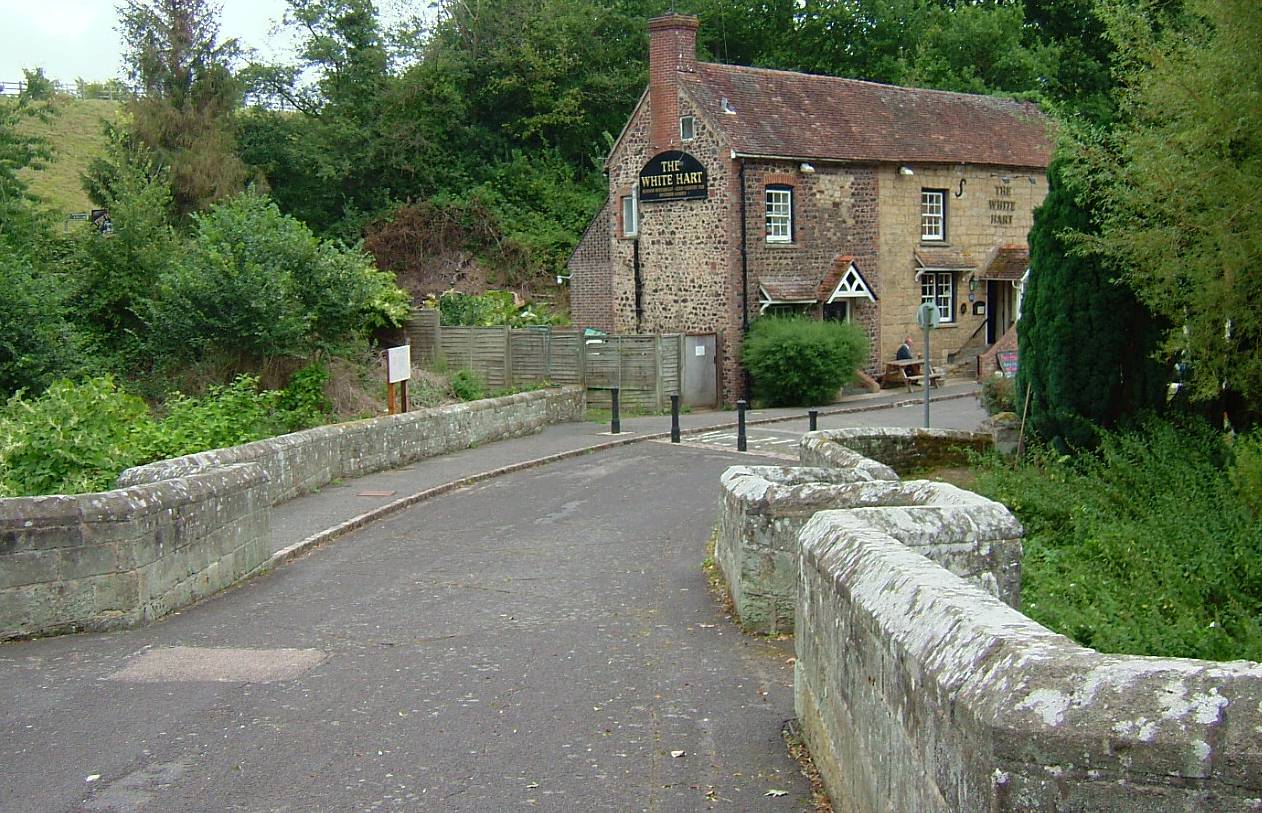 White Hart, Stopham - click to return