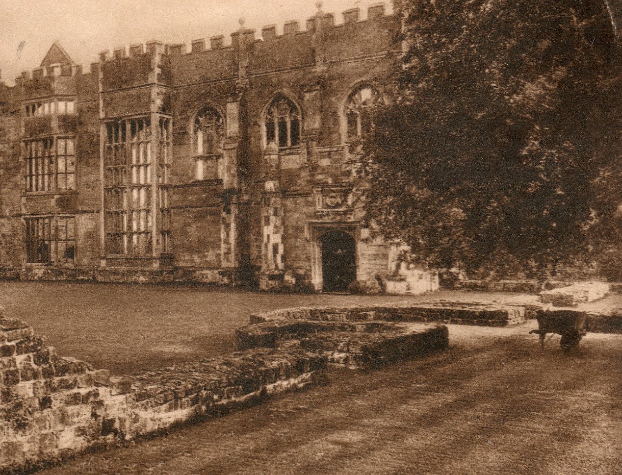 Cowdray Ruins, Sussex, c.1930s, ref- w126
