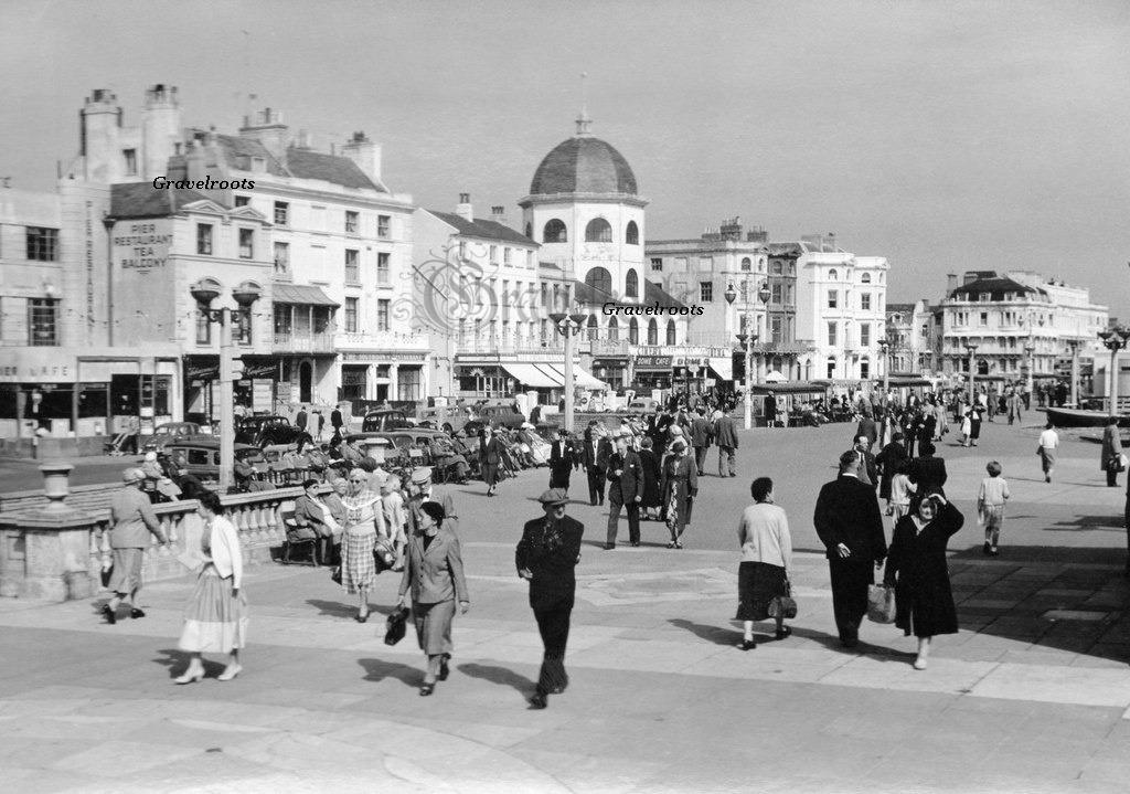 Worthing West Sussex, 1956, click image to return