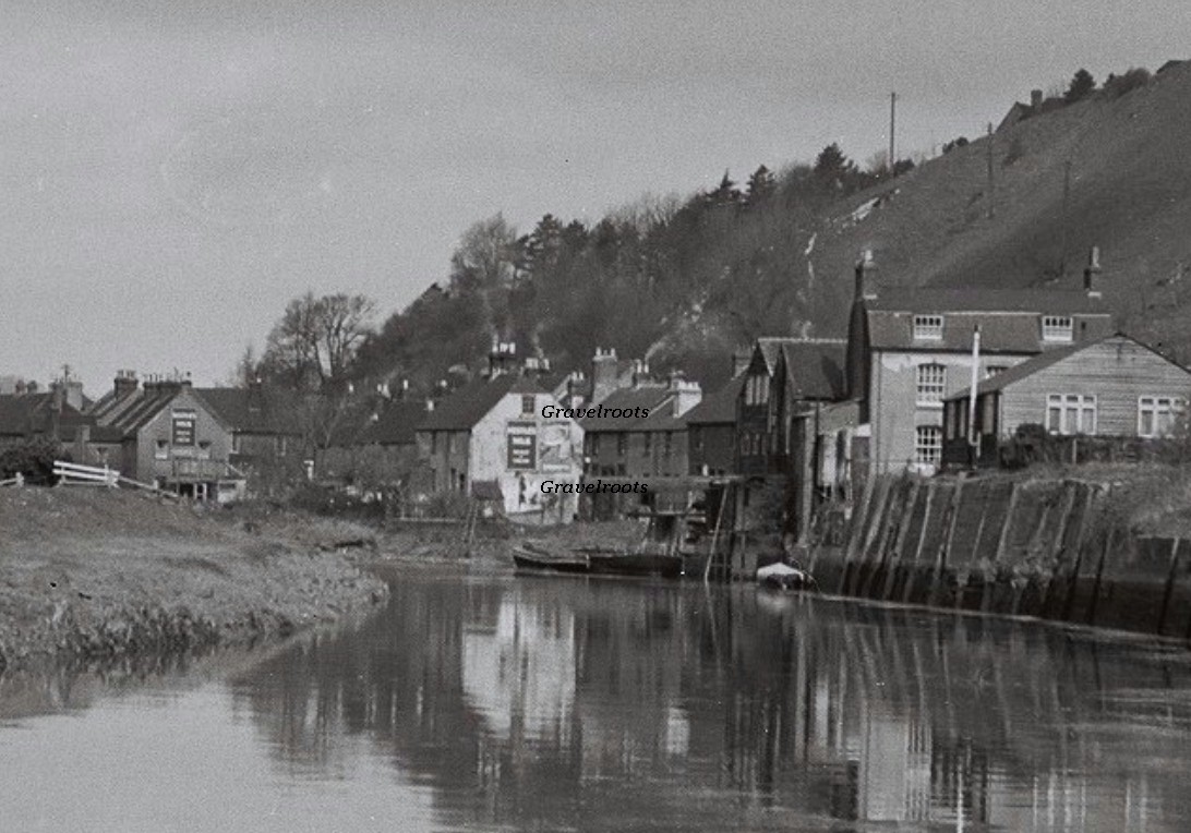 w311 the Ouse at Cliffe, Lewes 
click image to return